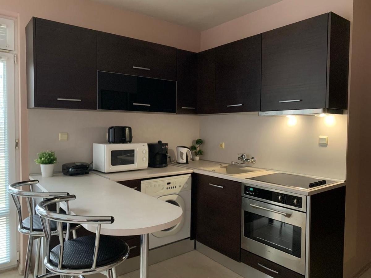 Villa Rouge - Apartment Victoria ソゾポル エクステリア 写真