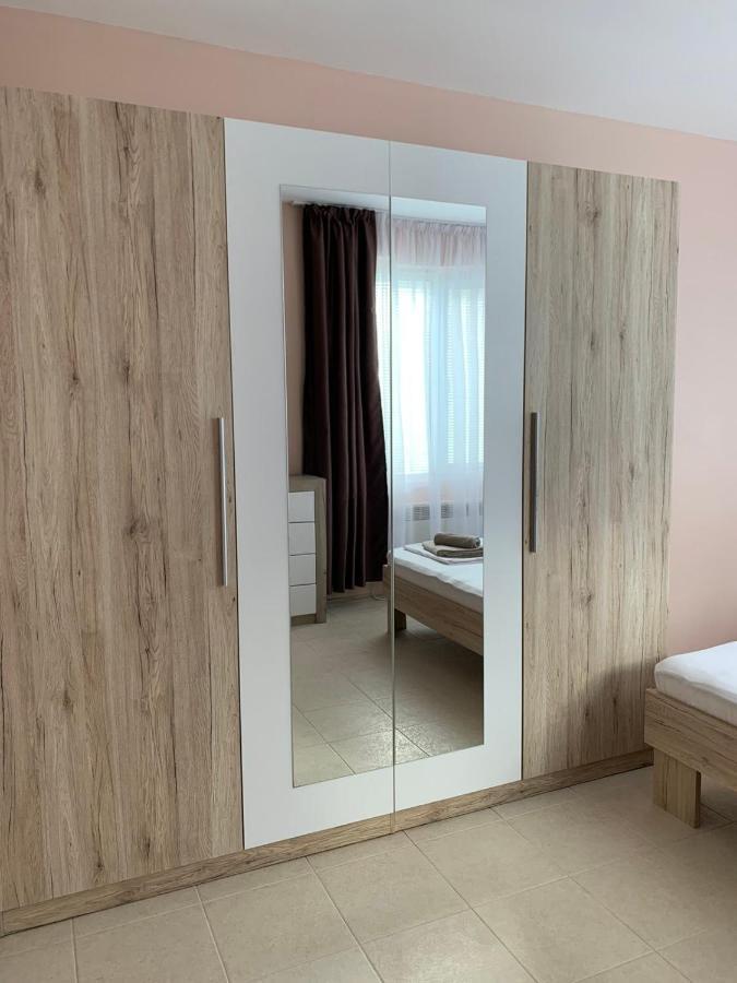 Villa Rouge - Apartment Victoria ソゾポル エクステリア 写真
