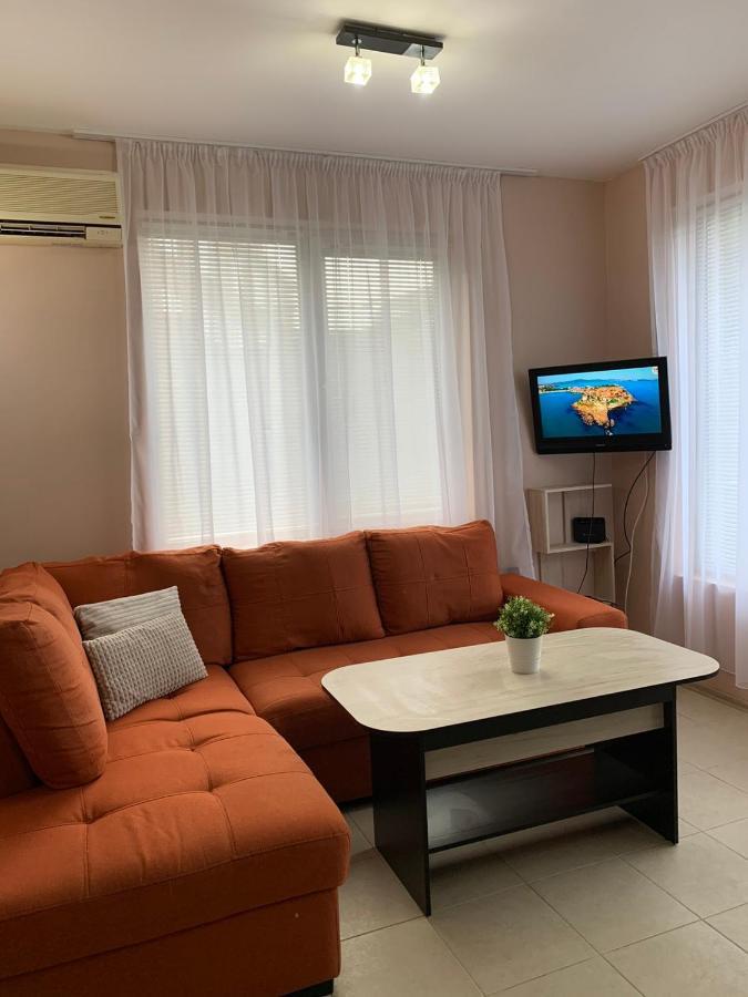 Villa Rouge - Apartment Victoria ソゾポル エクステリア 写真
